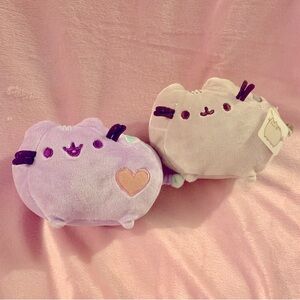 Two mini Pusheen
